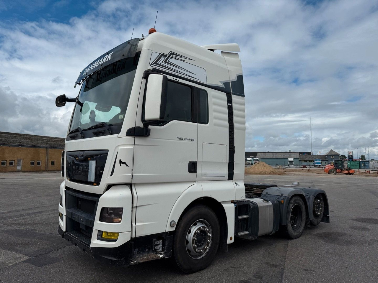 MAN TGX 26.480 XXL 6x2 Hydraulics - Vilcējs: foto 1 MAN TGX 26.480 XXL 6x2 Hydraulics - Vilcējs: foto 1