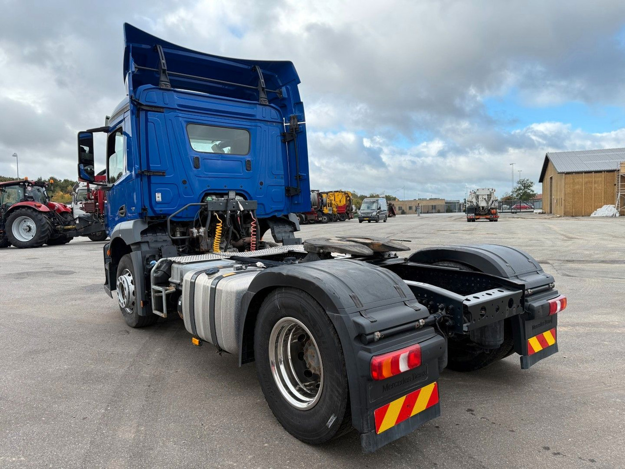 Mercedes-Benz Actros 1832 4x2 Euro 6 - Vilcējs: foto 4 Mercedes-Benz Actros 1832 4x2 Euro 6 - Vilcējs: foto 4