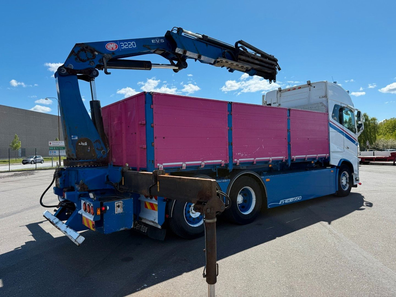 Volvo FH 16.550 6x2*4 / Crane HMF 3220K4 Euro 6 - Kravas auto ar manipulatoru: foto 4 Volvo FH 16.550 6x2*4 / Crane HMF 3220K4 Euro 6 - Kravas auto ar manipulatoru: foto 4