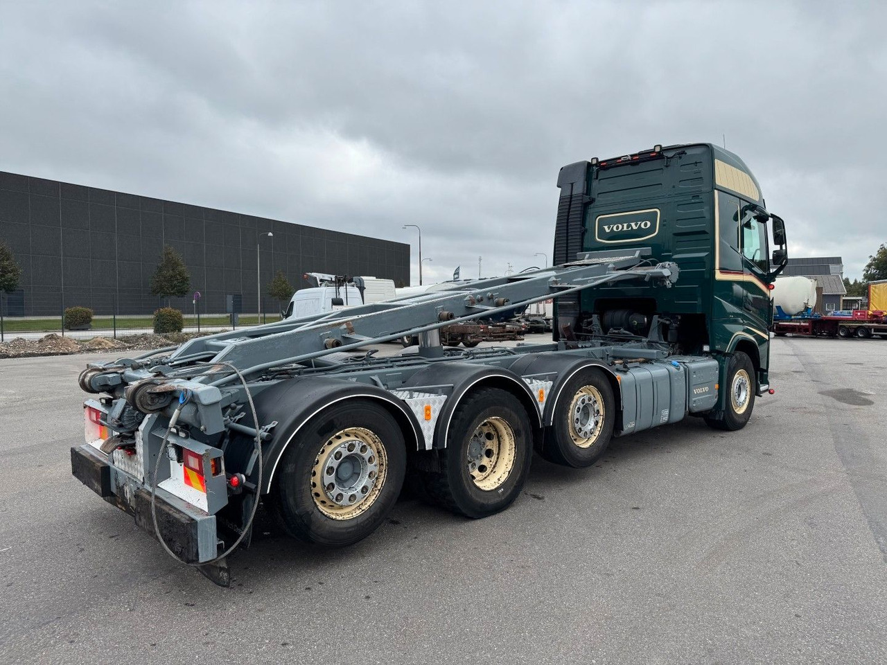 Volvo FH 500 8x2*6 Tipper Euro 6 - Kravas automašīna pašizgāzējs: foto 3 Volvo FH 500 8x2*6 Tipper Euro 6 - Kravas automašīna pašizgāzējs: foto 3