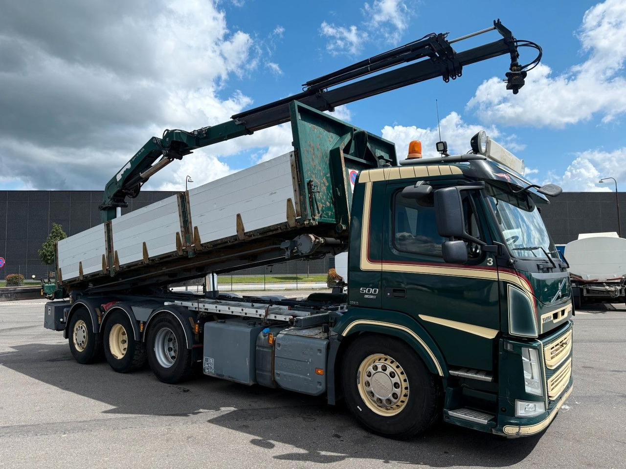 Volvo FM500 8x4*4 Tipper / Crane HMF2620-K5 - Kravas automašīna pašizgāzējs, Kravas auto ar manipulatoru: foto 3 Volvo FM500 8x4*4 Tipper / Crane HMF2620-K5 - Kravas automašīna pašizgāzējs, Kravas auto ar manipulatoru: foto 3
