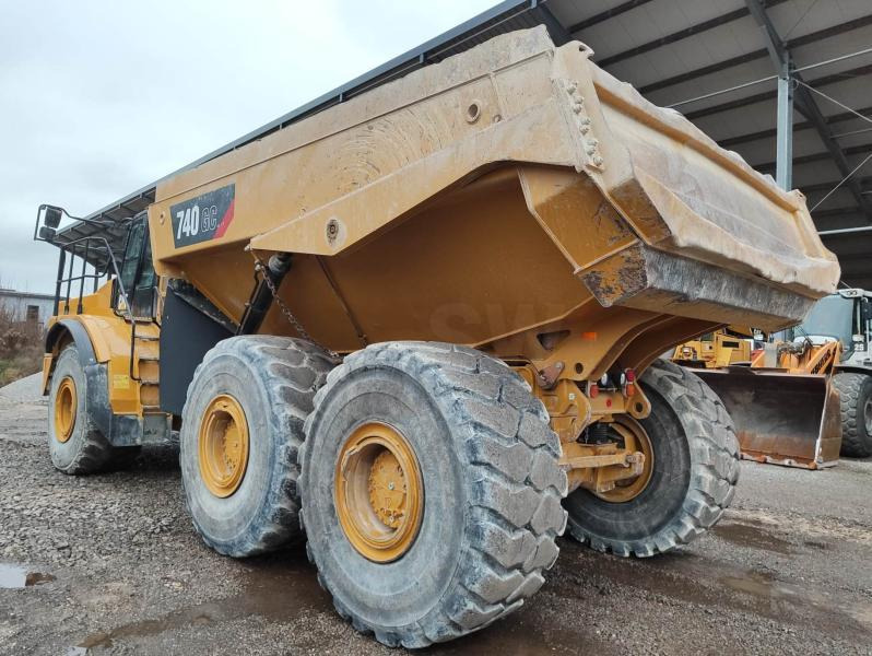 Caterpillar 740 - Artikulētias pašizgāzējs: foto 1 Caterpillar 740 - Artikulētias pašizgāzējs: foto 1