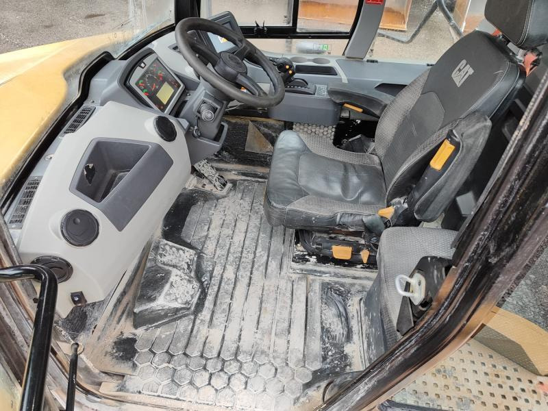 Caterpillar 740 - Artikulētias pašizgāzējs: foto 5 Caterpillar 740 - Artikulētias pašizgāzējs: foto 5