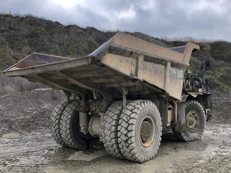 Caterpillar 770G - Karjeru pašizgāzējs: foto 3 Caterpillar 770G - Karjeru pašizgāzējs: foto 3