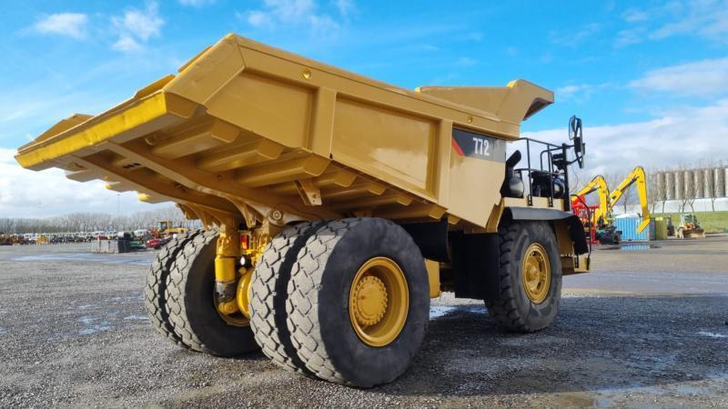 Caterpillar 772 - Karjeru pašizgāzējs: foto 1 Caterpillar 772 - Karjeru pašizgāzējs: foto 1