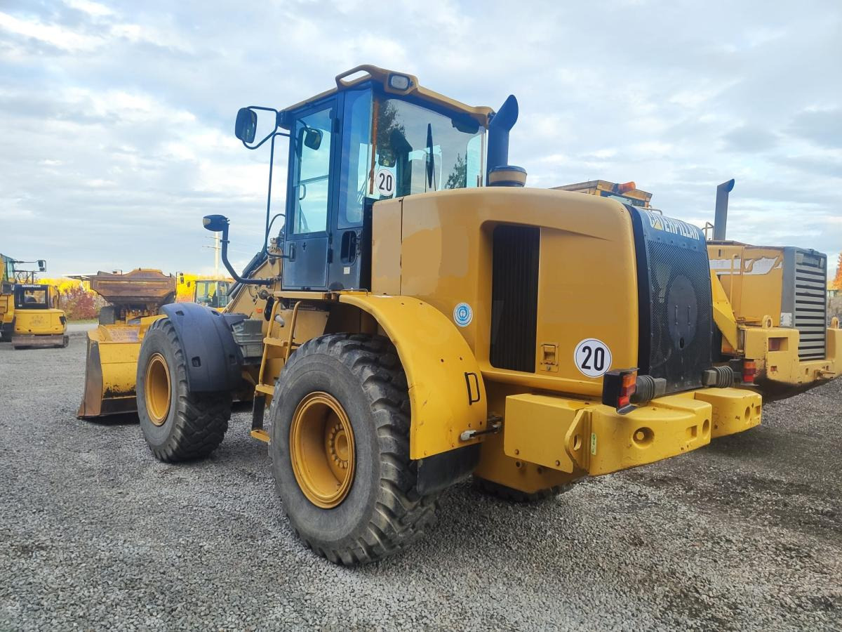 Caterpillar 930G - Riteņu iekrāvējs: foto 1 Caterpillar 930G - Riteņu iekrāvējs: foto 1