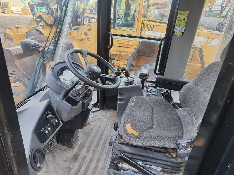 Caterpillar 930G - Riteņu iekrāvējs: foto 5 Caterpillar 930G - Riteņu iekrāvējs: foto 5