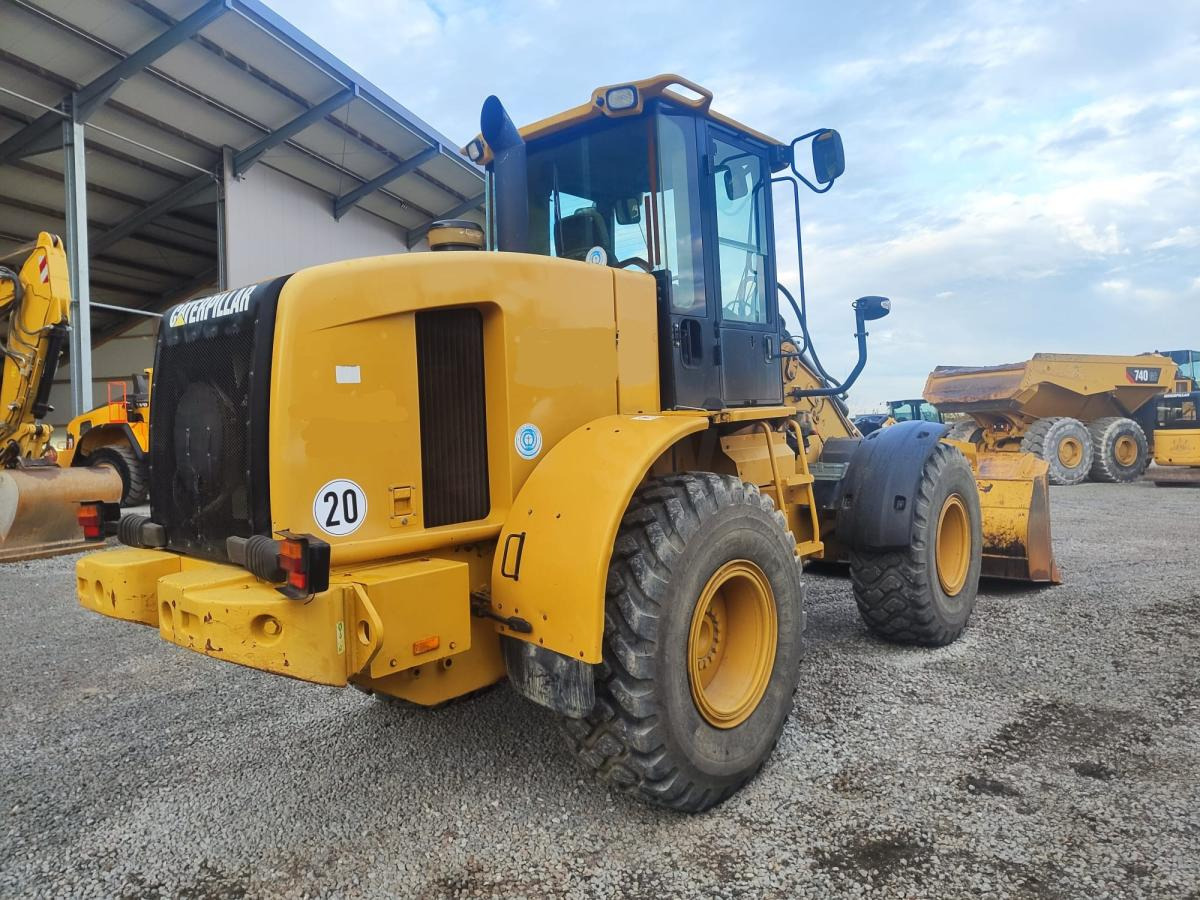 Caterpillar 930G - Riteņu iekrāvējs: foto 4 Caterpillar 930G - Riteņu iekrāvējs: foto 4