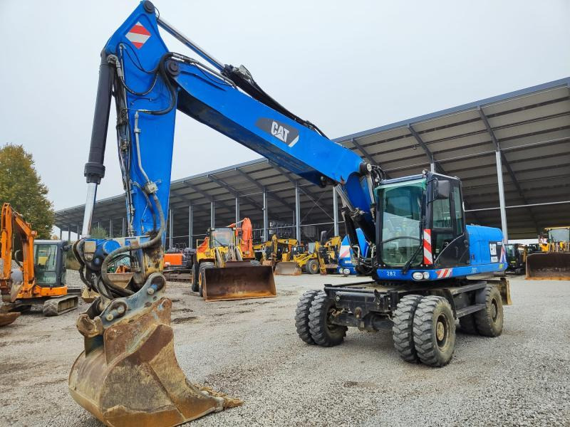 Caterpillar M322D VAH - Riteņu ekskavators: foto 2 Caterpillar M322D VAH - Riteņu ekskavators: foto 2