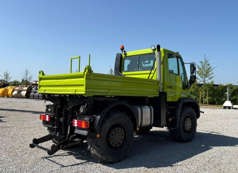 Unimog U400 Agrar - Automašīna ar kravas platformu: foto 4 Unimog U400 Agrar - Automašīna ar kravas platformu: foto 4