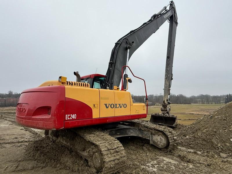 Volvo EC240 CL Long Reach - Kāpurķēžu ekskavators: foto 3 Volvo EC240 CL Long Reach - Kāpurķēžu ekskavators: foto 3