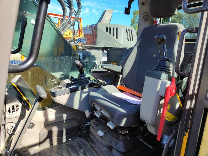 Volvo ECR235EL - Kāpurķēžu ekskavators: foto 5 Volvo ECR235EL - Kāpurķēžu ekskavators: foto 5