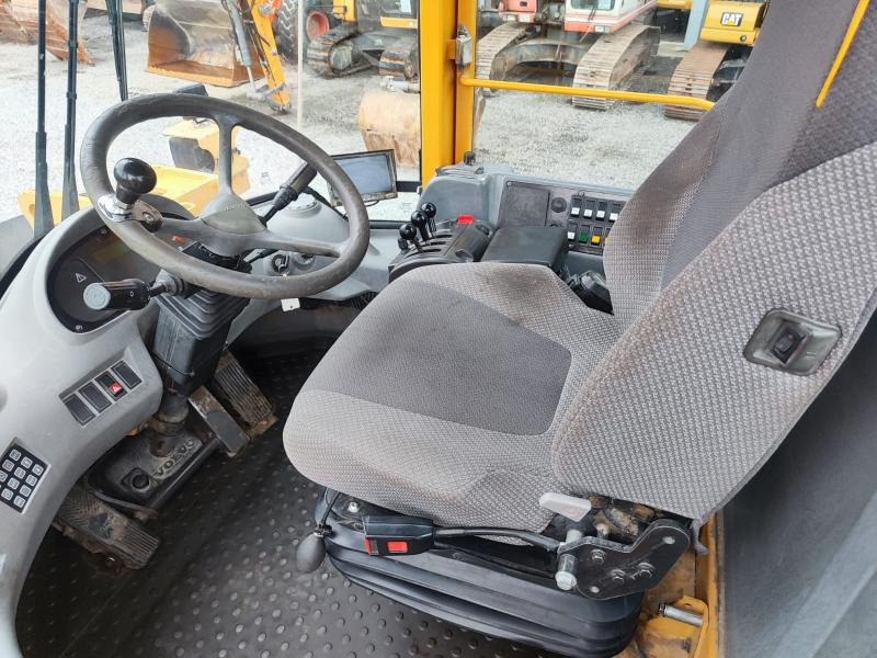 Volvo L120E - Riteņu iekrāvējs: foto 5 Volvo L120E - Riteņu iekrāvējs: foto 5