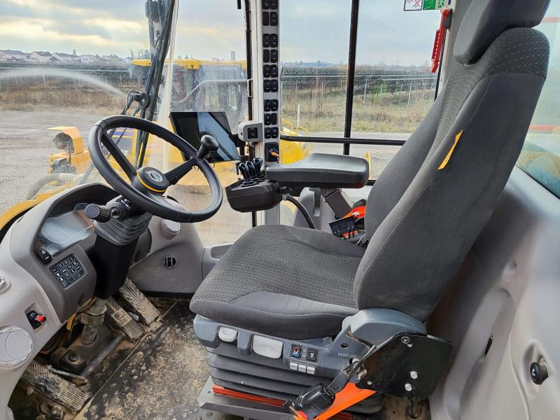 Volvo L150H - Riteņu iekrāvējs: foto 4 Volvo L150H - Riteņu iekrāvējs: foto 4