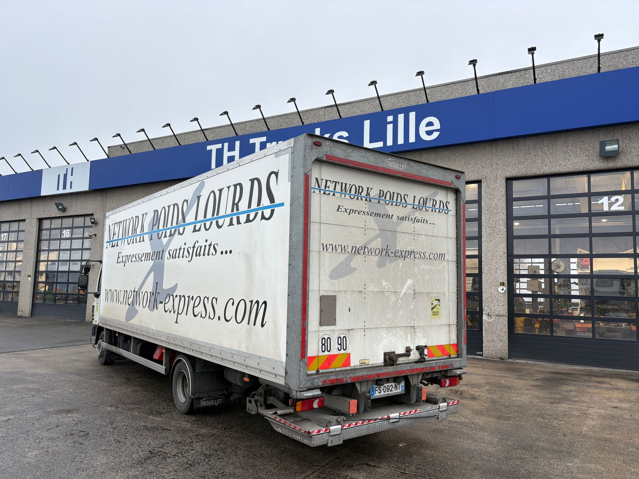 DAF LF 230 FA - Kravas automašīna ar slēgto virsbūvi: foto 3 DAF LF 230 FA - Kravas automašīna ar slēgto virsbūvi: foto 3