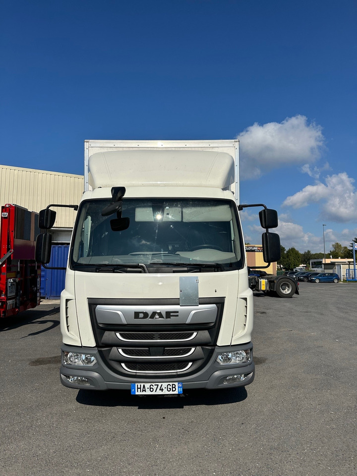DAF LF 230 FA - Kravas automašīna ar slēgto virsbūvi: foto 1 DAF LF 230 FA - Kravas automašīna ar slēgto virsbūvi: foto 1