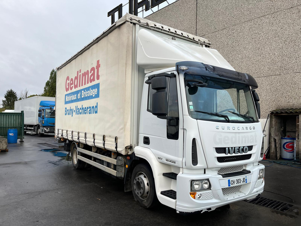 Iveco Eurocargo 120 E 22 - Kravas automašīna ar tentu: foto 2 Iveco Eurocargo 120 E 22 - Kravas automašīna ar tentu: foto 2