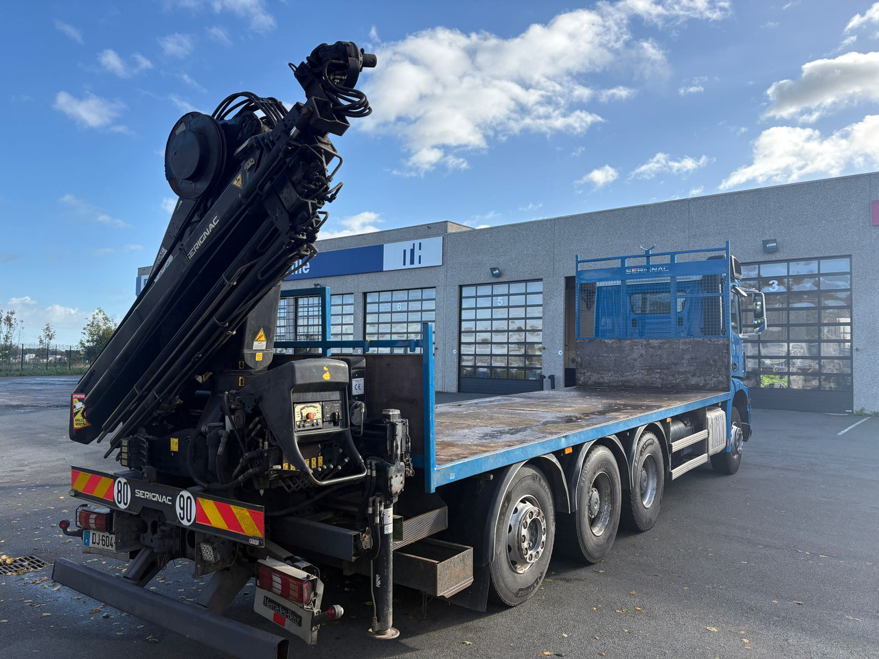 Mercedes Arocs 3240 - Bortu kravas automašīna/ Platforma: foto 3 Mercedes Arocs 3240 - Bortu kravas automašīna/ Platforma: foto 3