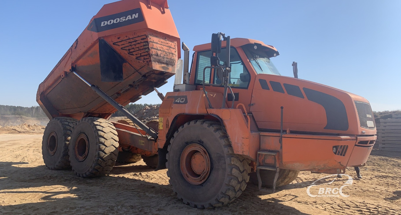 Doosan DA 40 - Karjeru pašizgāzējs: foto 2 Doosan DA 40 - Karjeru pašizgāzējs: foto 2