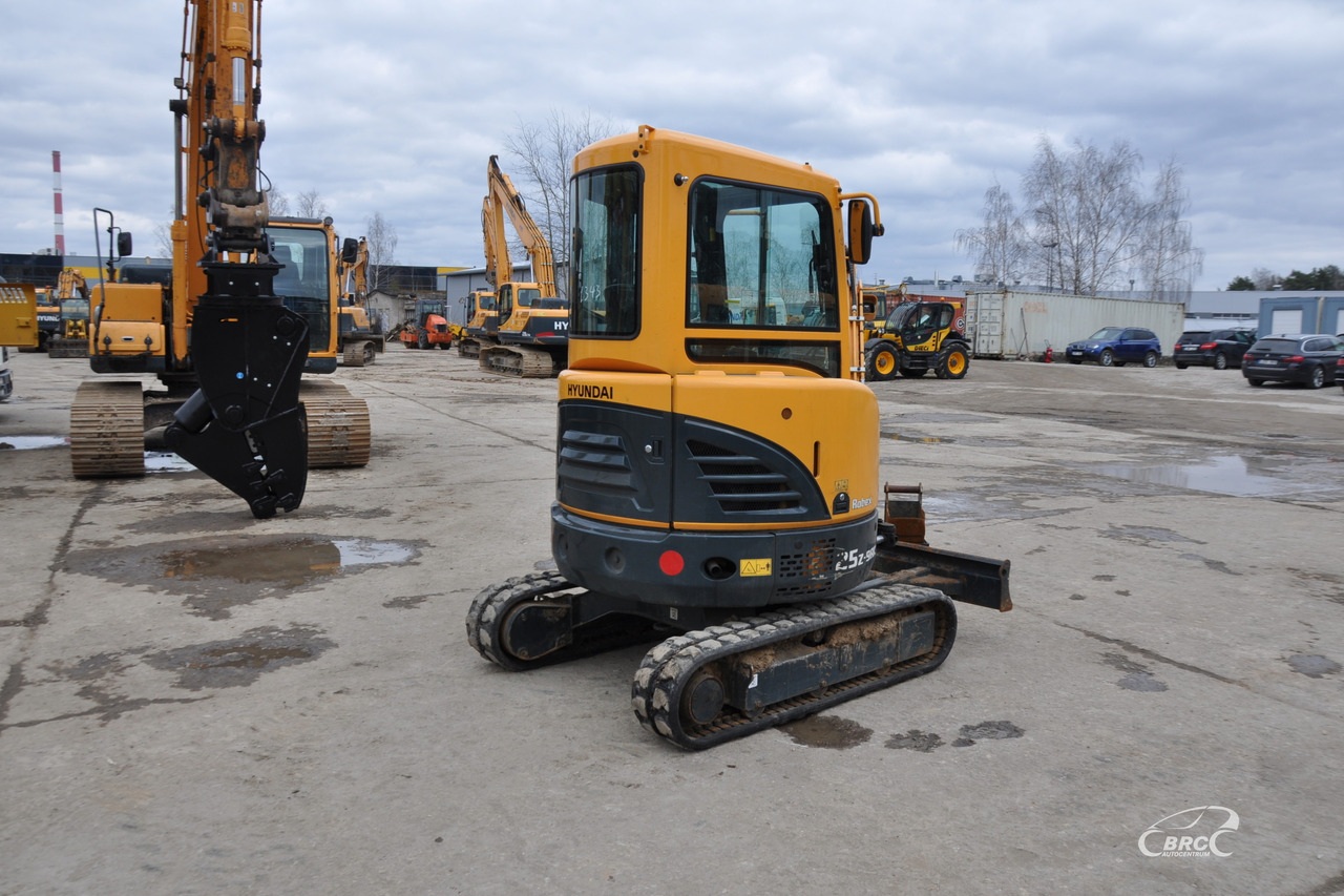 Hyundai R25Z-9AK - Mini-ekskavators: foto 5 Hyundai R25Z-9AK - Mini-ekskavators: foto 5