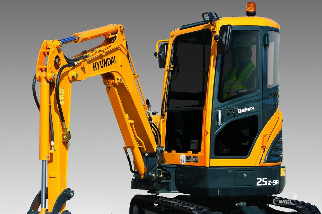 Hyundai R25Z-9AK - Mini-ekskavators: foto 1 Hyundai R25Z-9AK - Mini-ekskavators: foto 1