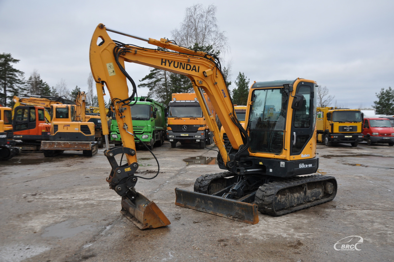 Hyundai R60CR-9A - Kāpurķēžu ekskavators: foto 1 Hyundai R60CR-9A - Kāpurķēžu ekskavators: foto 1