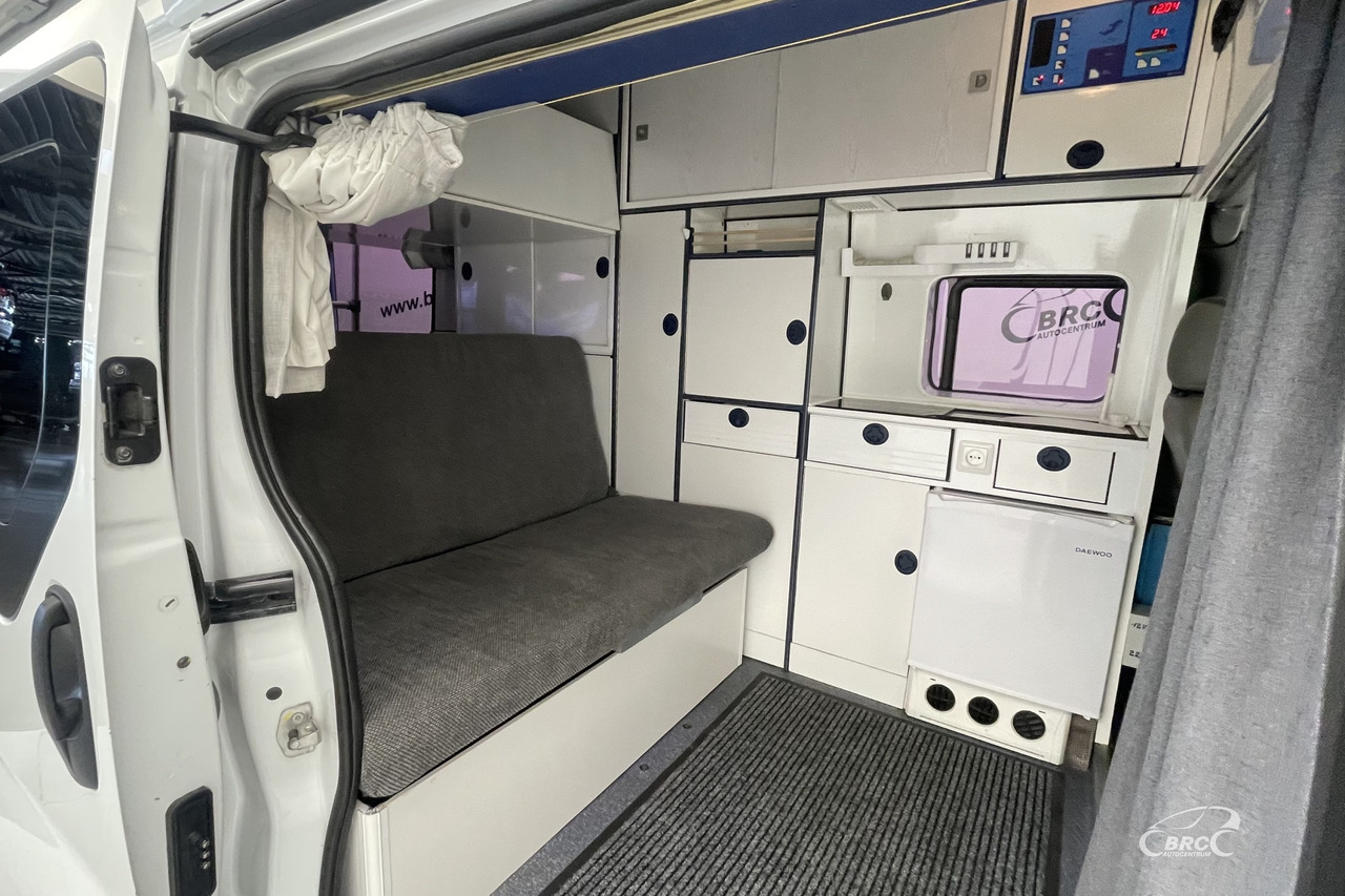 Auto kemperis Opel Vivaro: foto 8