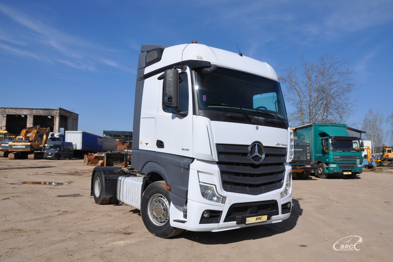 Mercedes-Benz Actros - Vilcējs: foto 2 Mercedes-Benz Actros - Vilcējs: foto 2