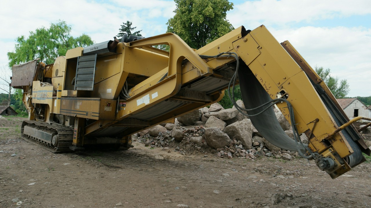 Extec C12+ Masa całkowita 48t - Mobilais drupinātājs: foto 1 Extec C12+ Masa całkowita 48t - Mobilais drupinātājs: foto 1