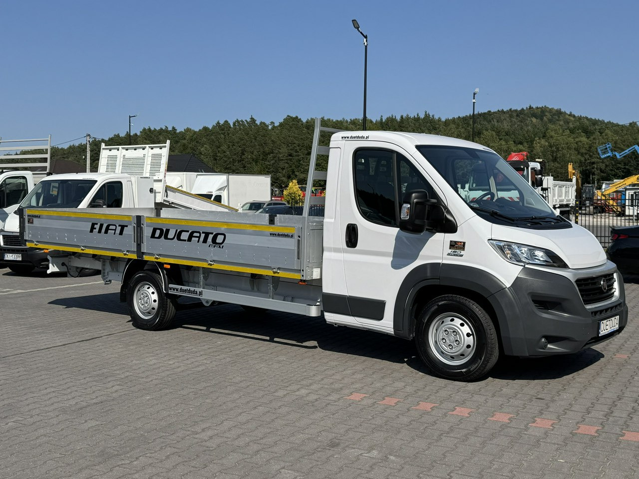 Fiat Ducato - Automašīna ar kravas platformu: foto 2 Fiat Ducato - Automašīna ar kravas platformu: foto 2