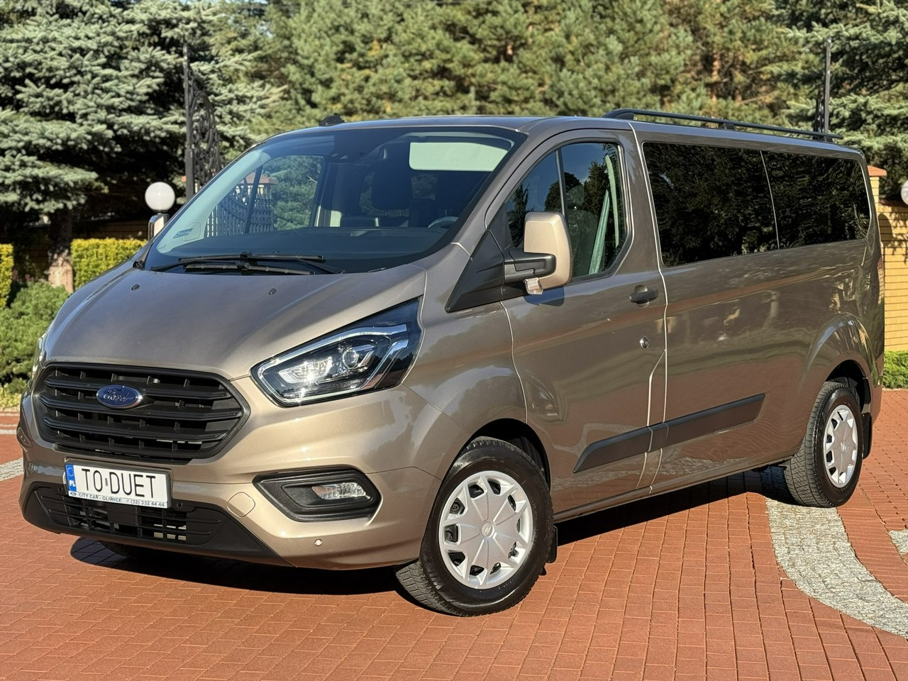 Ford Transit Custom - Pasažieru furgons: foto 2 Ford Transit Custom - Pasažieru furgons: foto 2