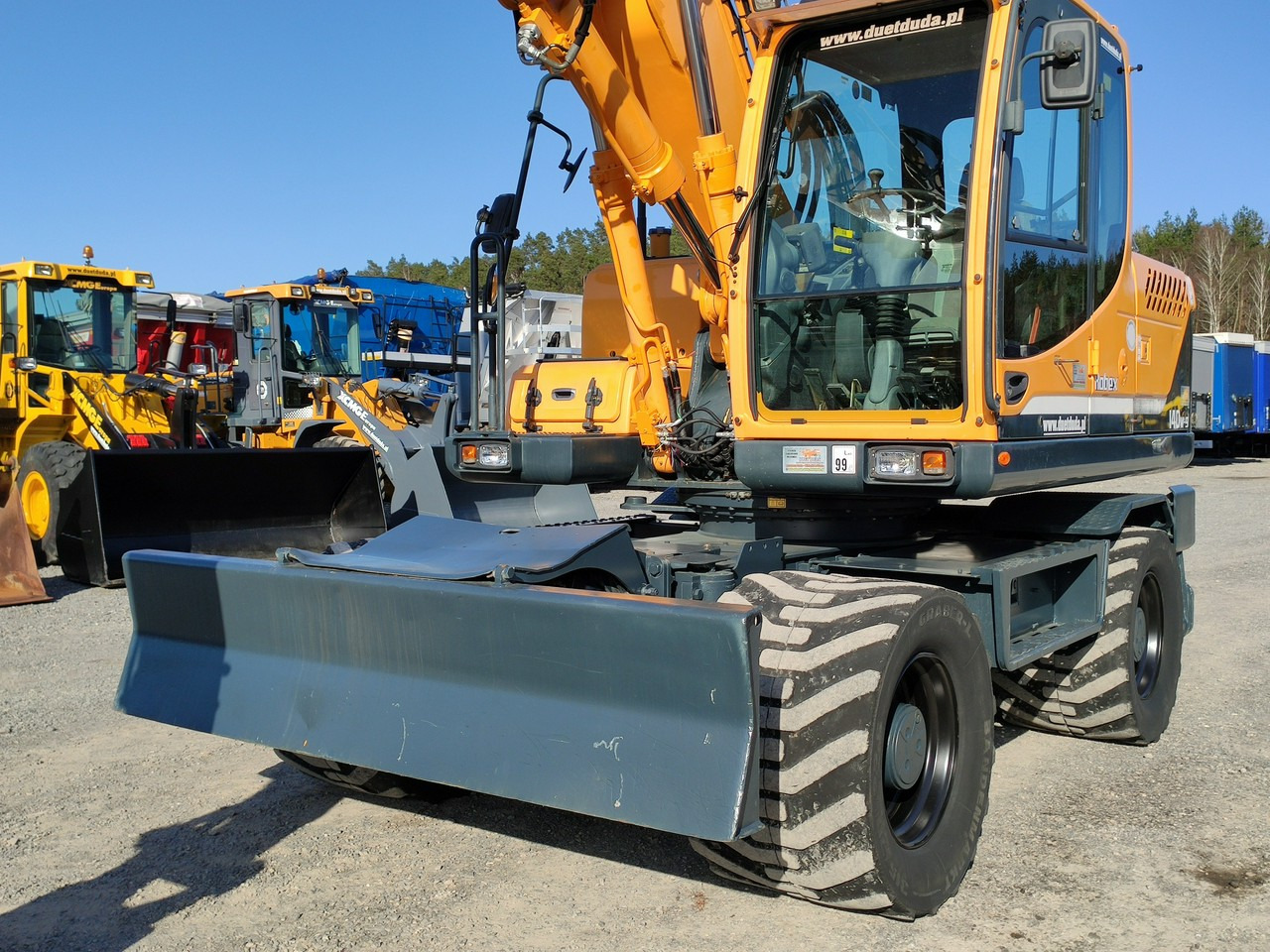 Hyundai 140W-9 Łyżka Skarpowa+Szybko Złącze !!! STAN Bardzo Dobry !!! - Riteņu ekskavators: foto 4 Hyundai 140W-9 Łyżka Skarpowa+Szybko Złącze !!! STAN Bardzo Dobry !!! - Riteņu ekskavators: foto 4