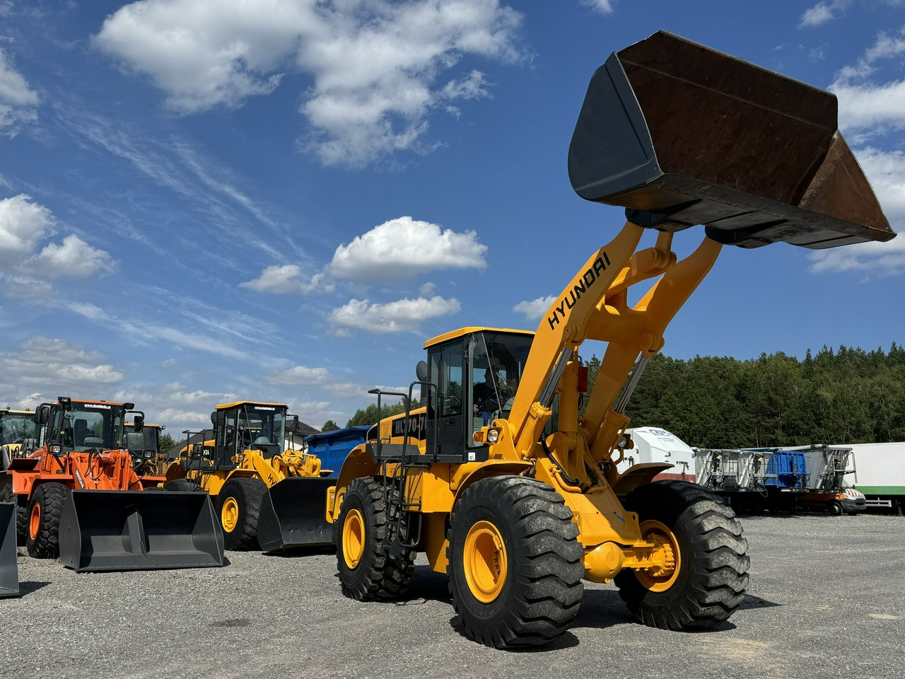 Hyundai HL770-7A - Riteņu iekrāvējs: foto 2 Hyundai HL770-7A - Riteņu iekrāvējs: foto 2