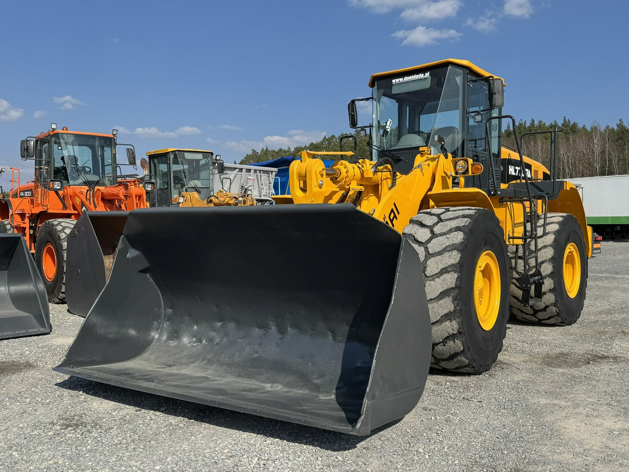 Hyundai HL770-7A - Riteņu iekrāvējs: foto 3 Hyundai HL770-7A - Riteņu iekrāvējs: foto 3