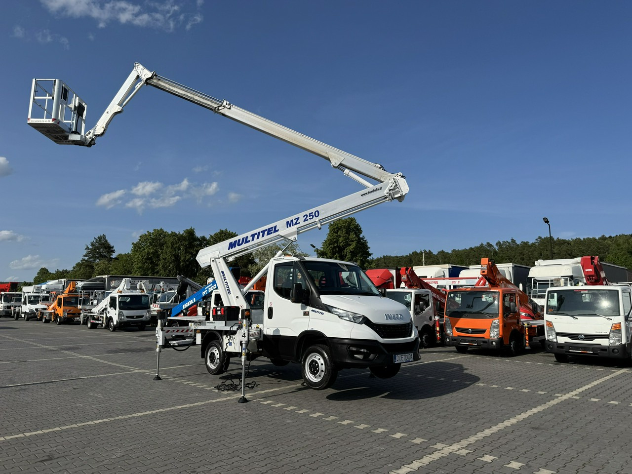 Iveco Daily 35S14 - Autopacēlājs: foto 5 Iveco Daily 35S14 - Autopacēlājs: foto 5