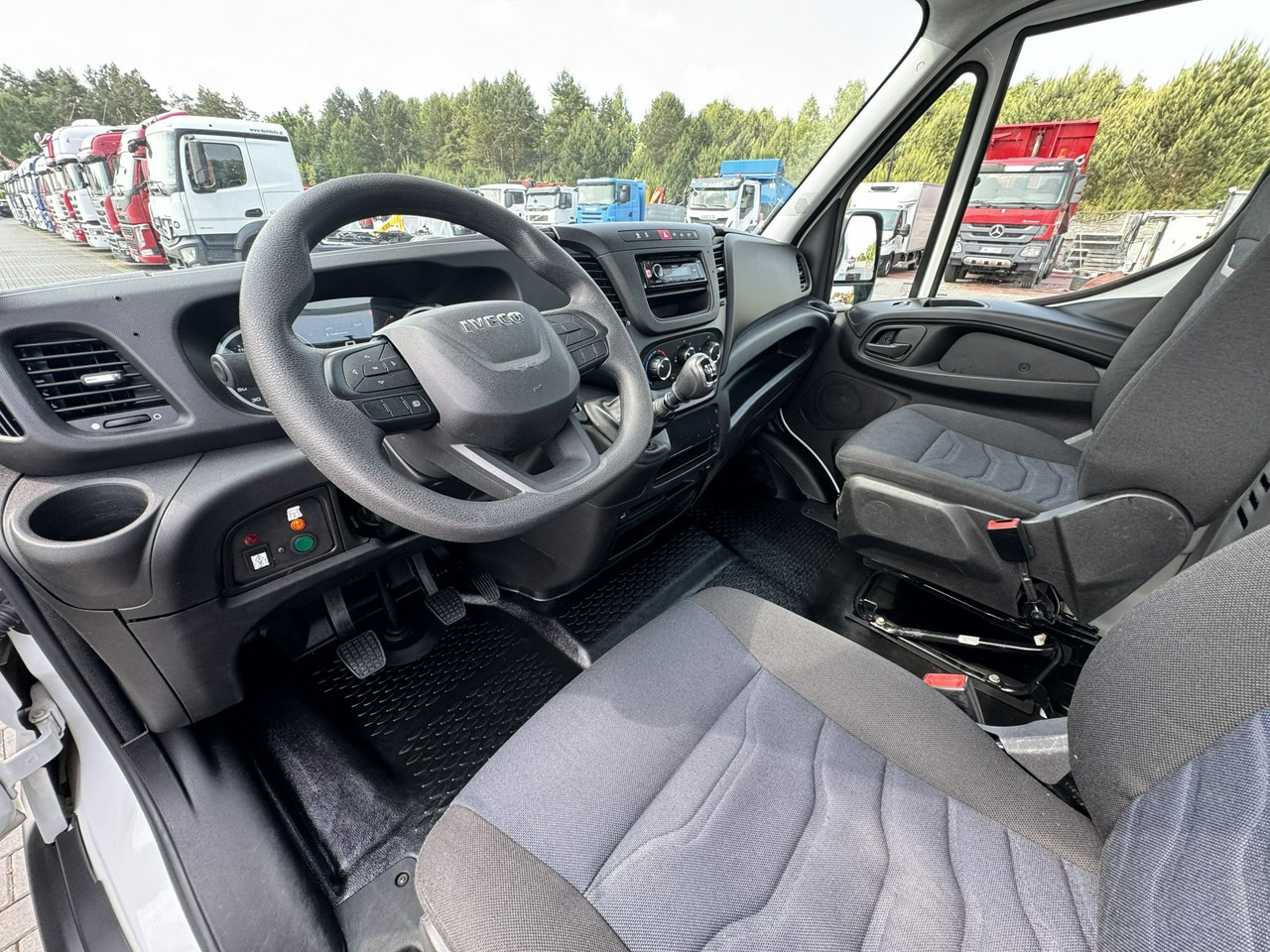Autopacēlājs Iveco Daily 35S14: foto 25