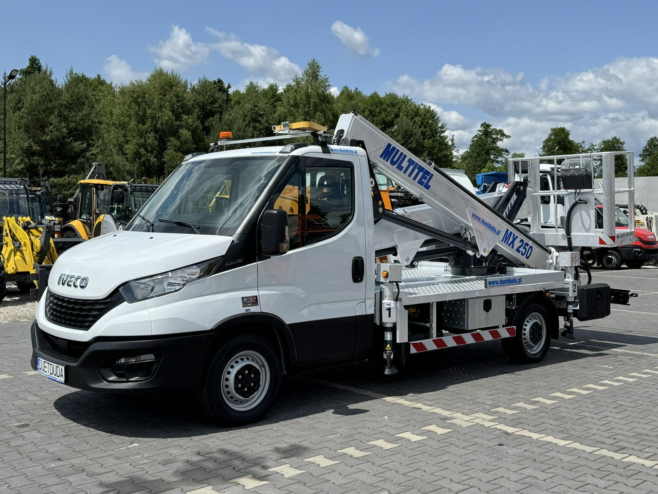 Iveco Daily 35S14 - Autopacēlājs: foto 5 Iveco Daily 35S14 - Autopacēlājs: foto 5