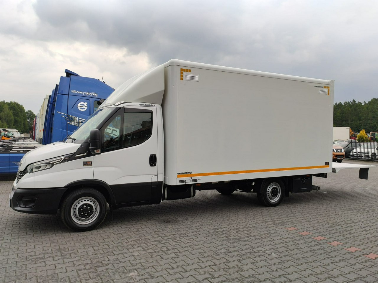 Iveco Daily 35S16S V - Furgons ar slēgtā virsbūve: foto 2 Iveco Daily 35S16S V - Furgons ar slēgtā virsbūve: foto 2