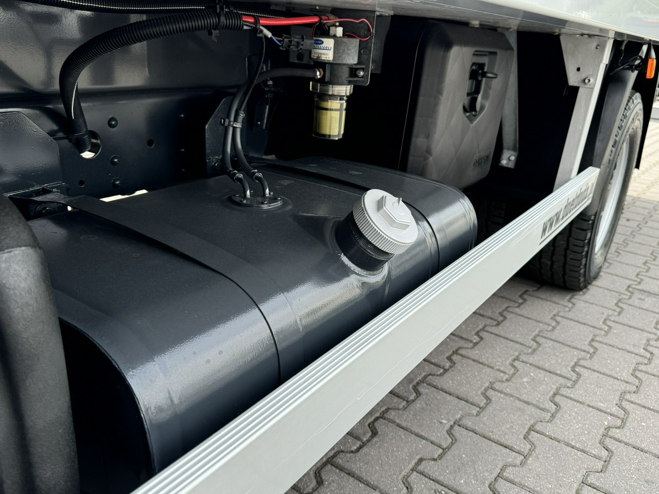 Iveco Daily 70C17 Mroźnia Agregat Carrier Supra 750 10-Palet + Winda līzingu Iveco Daily 70C17 Mroźnia Agregat Carrier Supra 750 10-Palet + Winda: foto 20 Iveco Daily 70C17 Mroźnia Agregat Carrier Supra 750 10-Palet + Winda līzingu Iveco Daily 70C17 Mroźnia Agregat Carrier Supra 750 10-Palet + Winda: foto 20