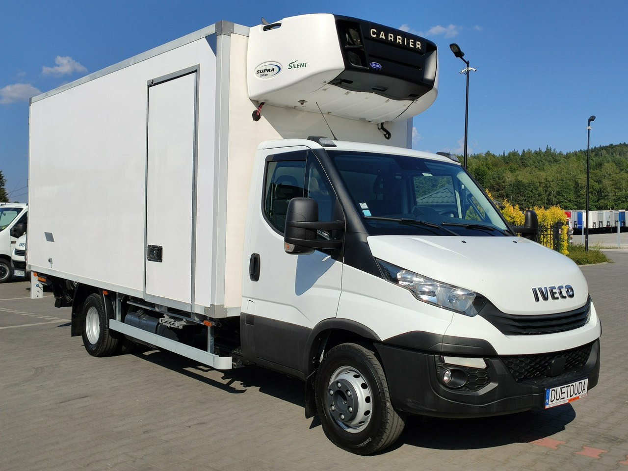Iveco Daily 72C18 Mroźnia Ściana Grodziowa Podwójny Parownik - Komercauto refrižerators: foto 2 Iveco Daily 72C18 Mroźnia Ściana Grodziowa Podwójny Parownik - Komercauto refrižerators: foto 2