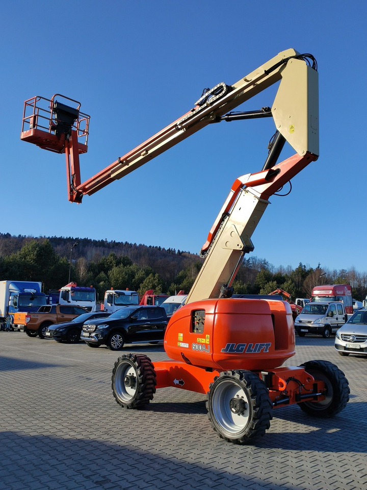 JLG 600AJ 4x4 PODNOŚNIK PRZEGUBOWY - Izlices pacēlājs: foto 5 JLG 600AJ 4x4 PODNOŚNIK PRZEGUBOWY - Izlices pacēlājs: foto 5