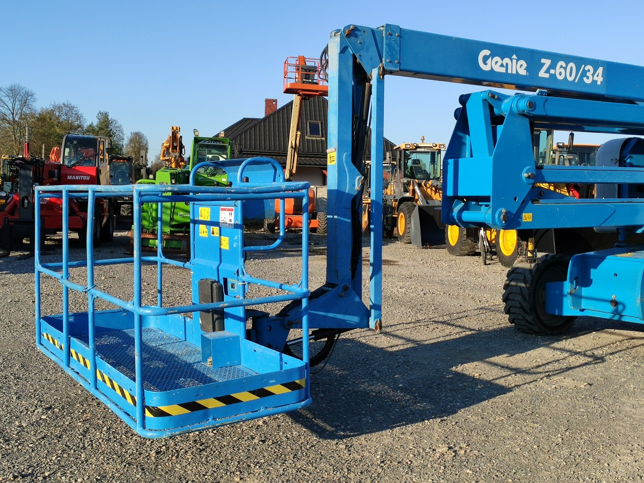Manitou 200 ATJ,Genie Z60/34 PODNOŚNIK PRZEGUBOWY TELEKOPOWY JGL 4x4 4WD - Izlices pacēlājs: foto 3 Manitou 200 ATJ,Genie Z60/34 PODNOŚNIK PRZEGUBOWY TELEKOPOWY JGL 4x4 4WD - Izlices pacēlājs: foto 3