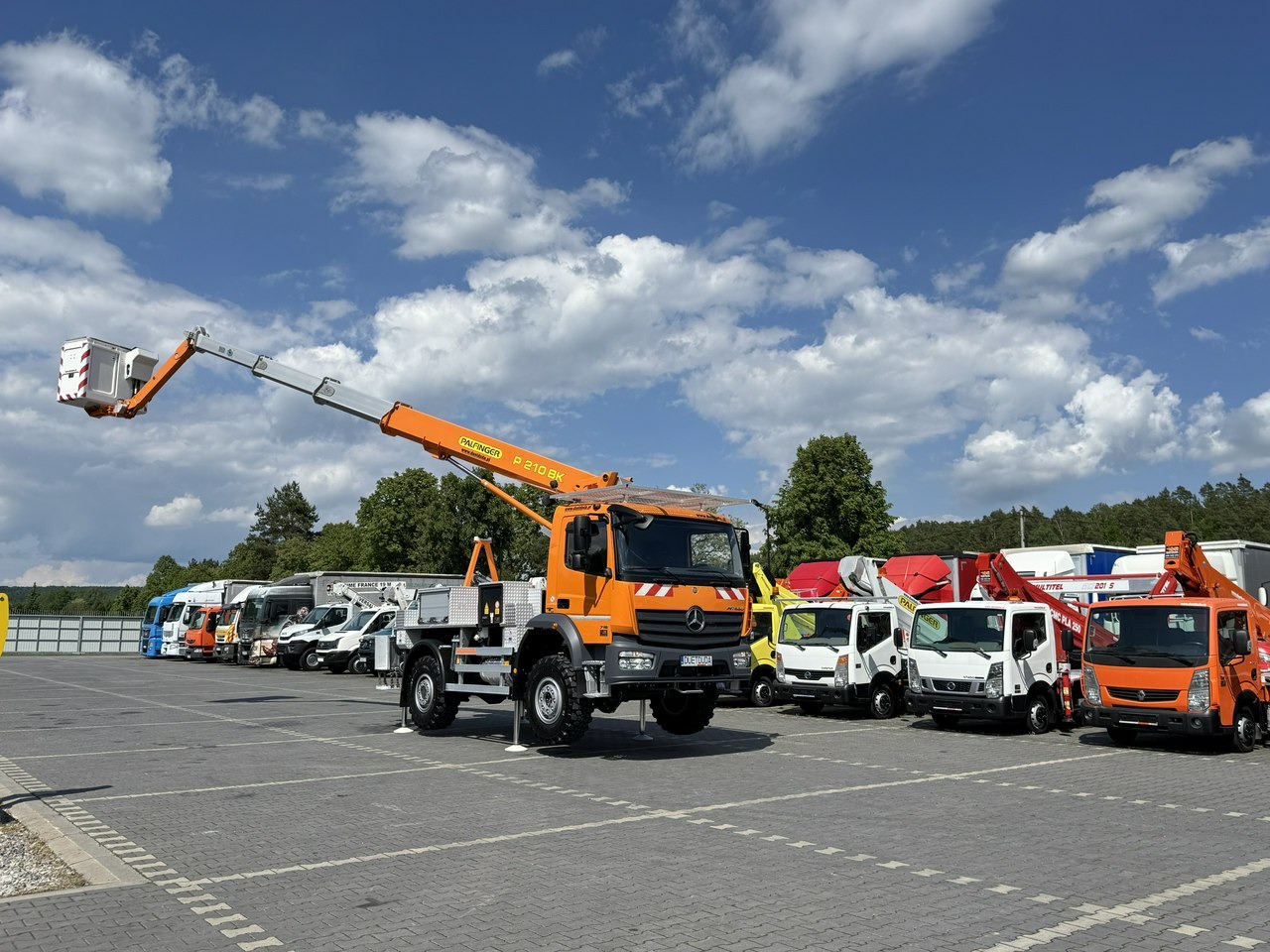 Mercedes Atego 718 E6 4x4 Zwyżka PALFINGER P210 BK Podnośnik Koszowy - Autopacēlājs: foto 4 Mercedes Atego 718 E6 4x4 Zwyżka PALFINGER P210 BK Podnośnik Koszowy - Autopacēlājs: foto 4