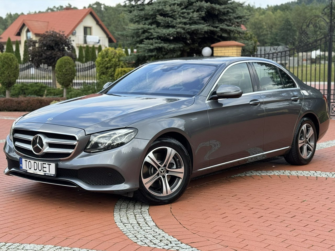 Mercedes E 220 - Sedans: foto 5 Mercedes E 220 - Sedans: foto 5