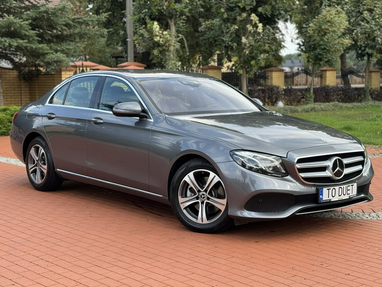 Mercedes E 220 - Sedans: foto 4 Mercedes E 220 - Sedans: foto 4