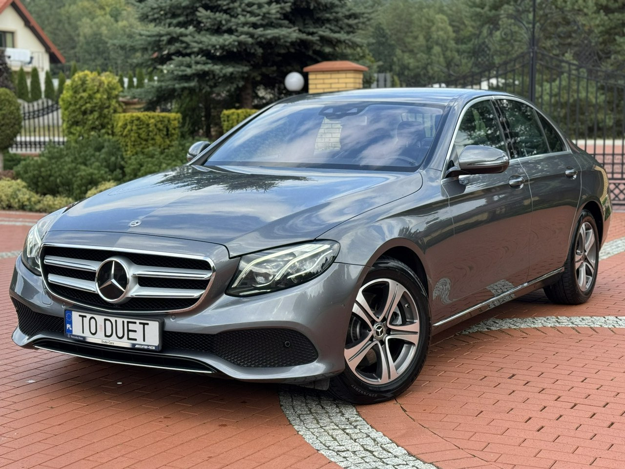 Mercedes E 220 - Sedans: foto 3 Mercedes E 220 - Sedans: foto 3