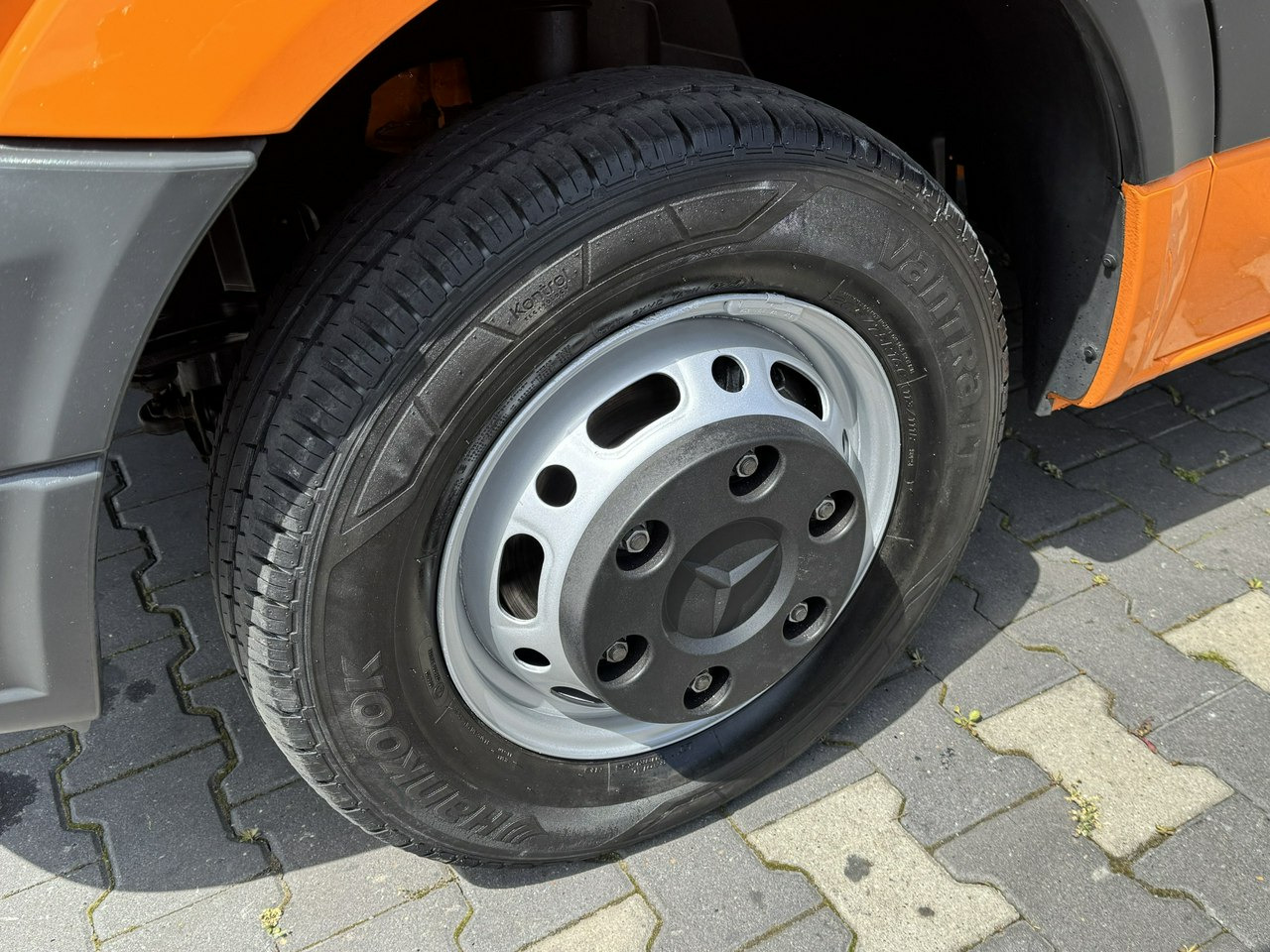 Mercedes Sprinter Zwyżka Podnośnik Koszowy VERSALIFT KLUBB ET-36-LF UDT - Autopacēlājs: foto 5 Mercedes Sprinter Zwyżka Podnośnik Koszowy VERSALIFT KLUBB ET-36-LF UDT - Autopacēlājs: foto 5