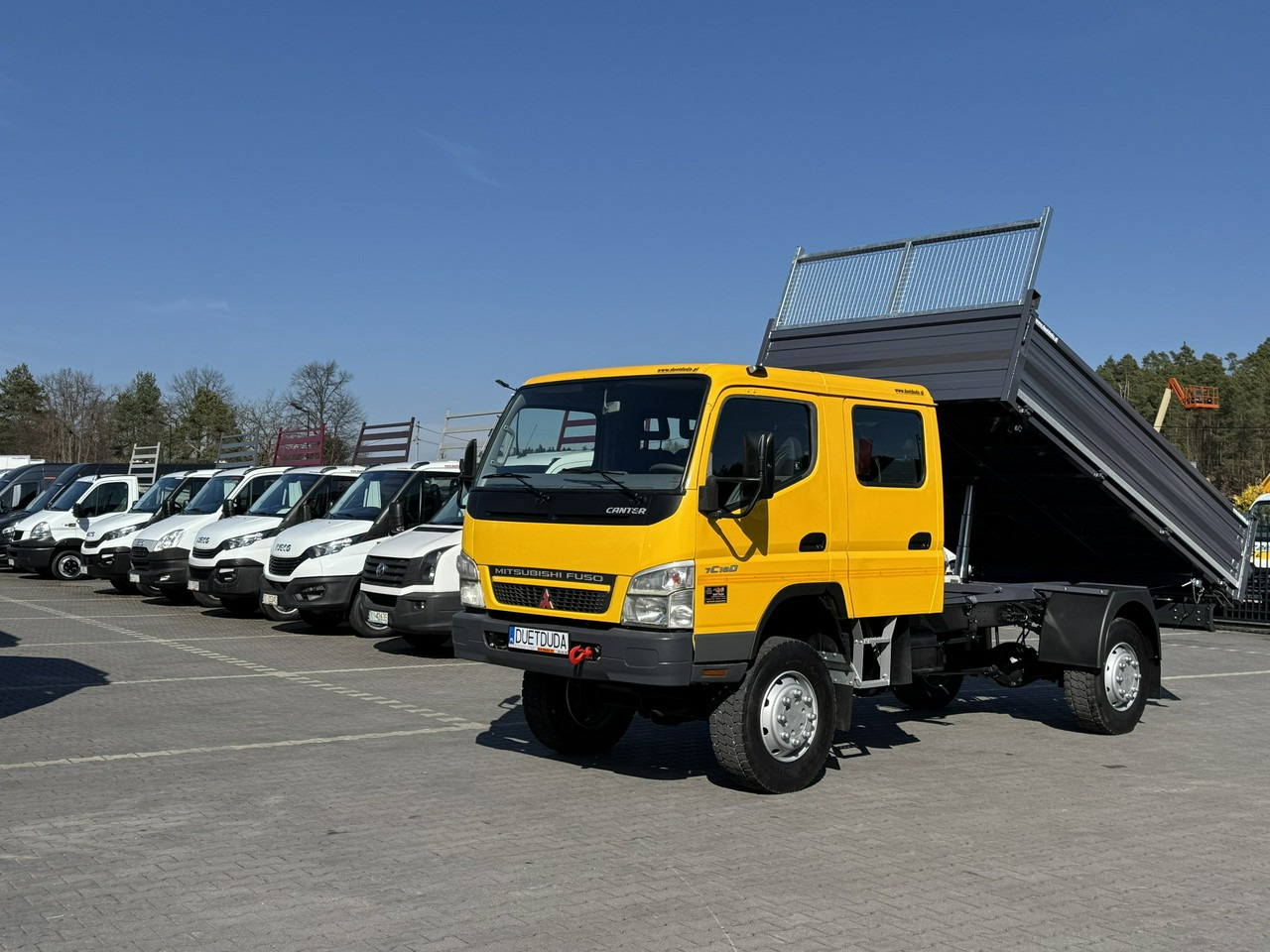 Mitsubishi Canter Fuso 4x4 17C18D 4.9/180KM Wywrotka 3-stronna - Kravas automašīna pašizgāzējs: foto 1 Mitsubishi Canter Fuso 4x4 17C18D 4.9/180KM Wywrotka 3-stronna - Kravas automašīna pašizgāzējs: foto 1