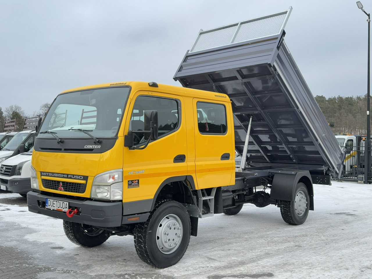 Mitsubishi Canter Fuso 4x4 17C18D 4.9/180KM Wywrotka 3-stronna - Kravas automašīna pašizgāzējs: foto 5 Mitsubishi Canter Fuso 4x4 17C18D 4.9/180KM Wywrotka 3-stronna - Kravas automašīna pašizgāzējs: foto 5