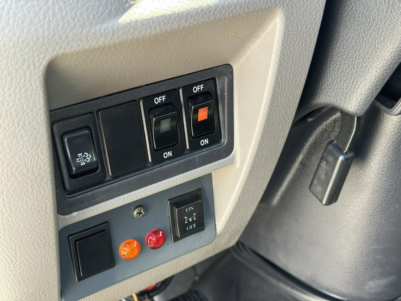 Autopacēlājs Nissan Cabstar: foto 25